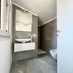 Lakefront Villa Riva San Vitale