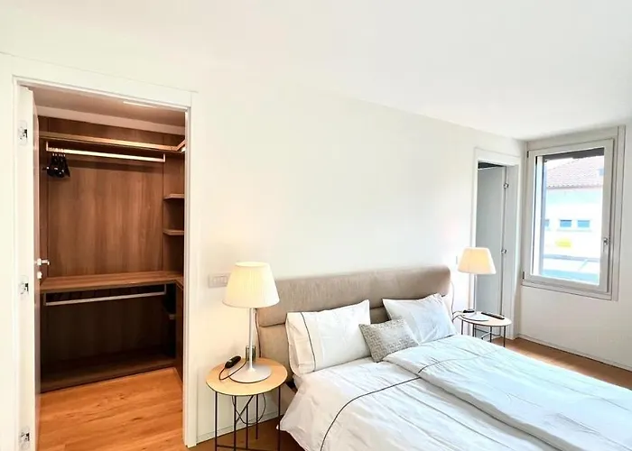 Lakefront * Riva San Vitale