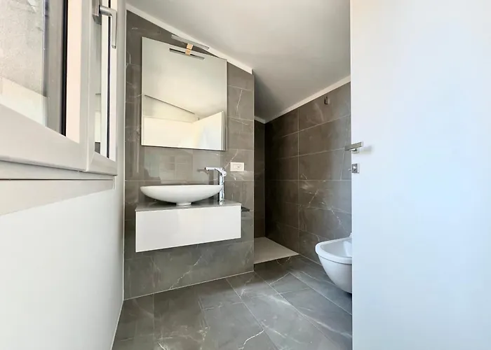 Lakefront 别墅 圣维塔莱河村